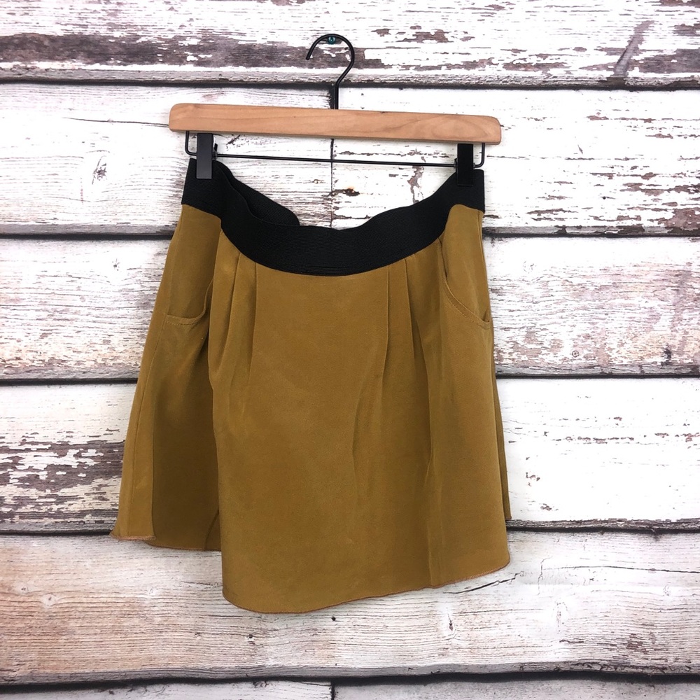 Leyendecker olive skater women’s small skirt